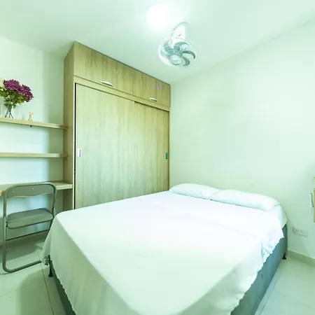 Acogedor Entero Con Piscina Apartamento *